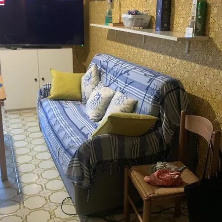 Lägenhet Bilocale Rondini *