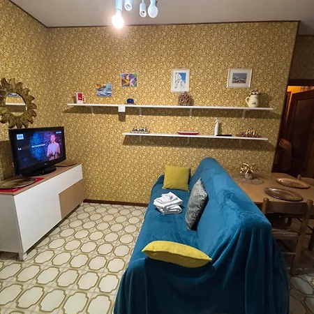 Lägenhet Bilocale Rondini *